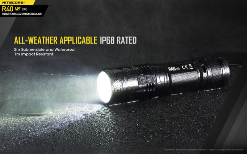 Nitecore R40 V2 ip68 waterbestendig en kan tegen een stootje