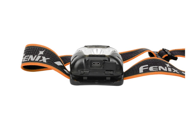 Fenix HL18R ultralight hoofdlamp eenvoudig op te laden