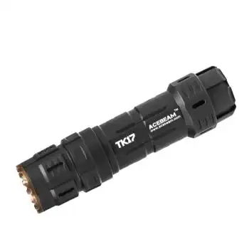 Beste zaklampen 5 Acebeam tk17 rbgib1h3n7bjk5aohi5beehuigcrgtyvr954ldajak