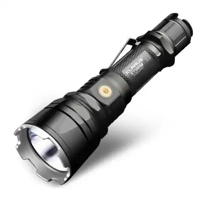 Beste zaklampen 11 Klarus xt12gt een krachtige tactische lamp met een goed helder licht 2