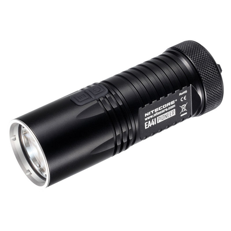 Nitecore EA41 LED zaklamp 1