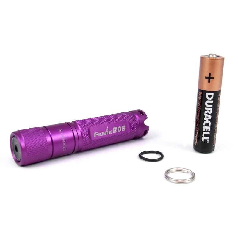 Fenix E05 Roze LED zaklamp 2014 model 2