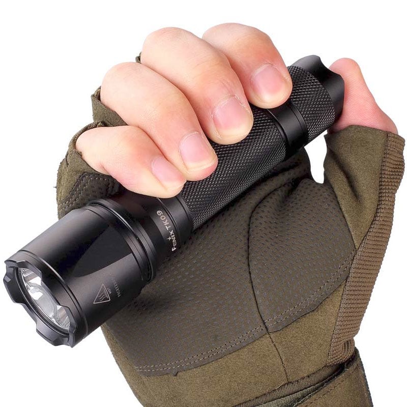 Fenix TK09 LED zaklamp 5