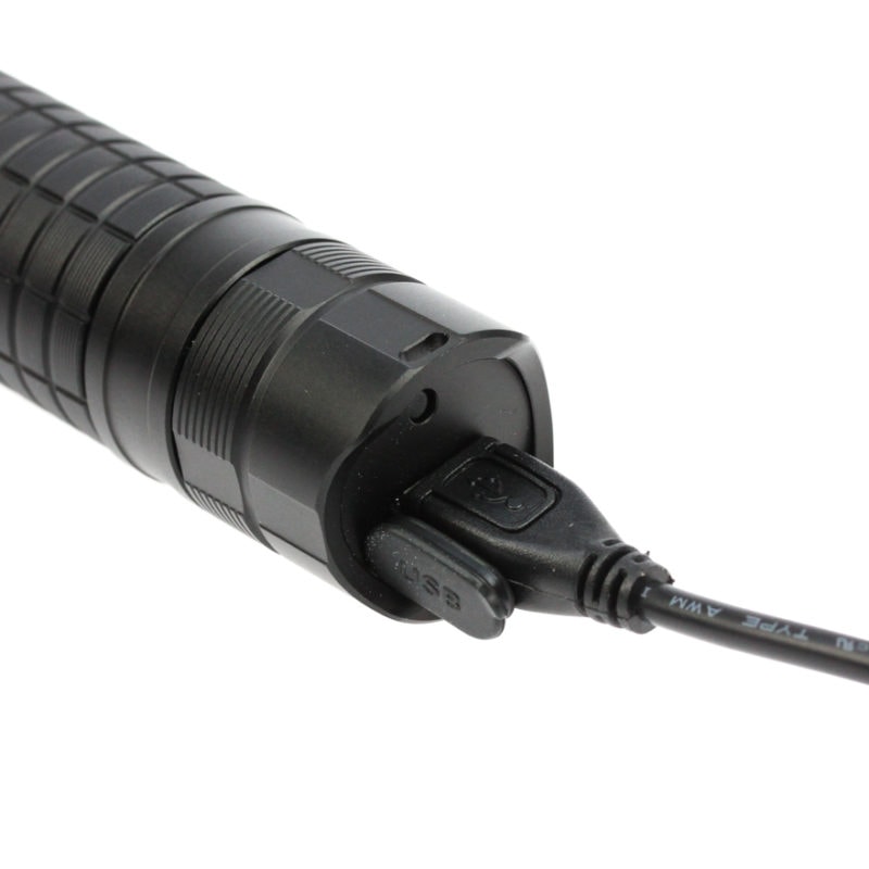 Fenix UC40 LED Zaklamp Ultimate Edition 2
