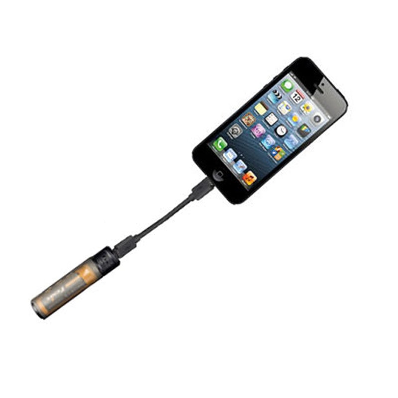 Fenix ARE-X11 lader + 18650 3500mAh accu 4