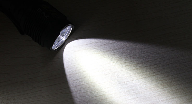 Nitecore EA2 LED zaklamp 3
