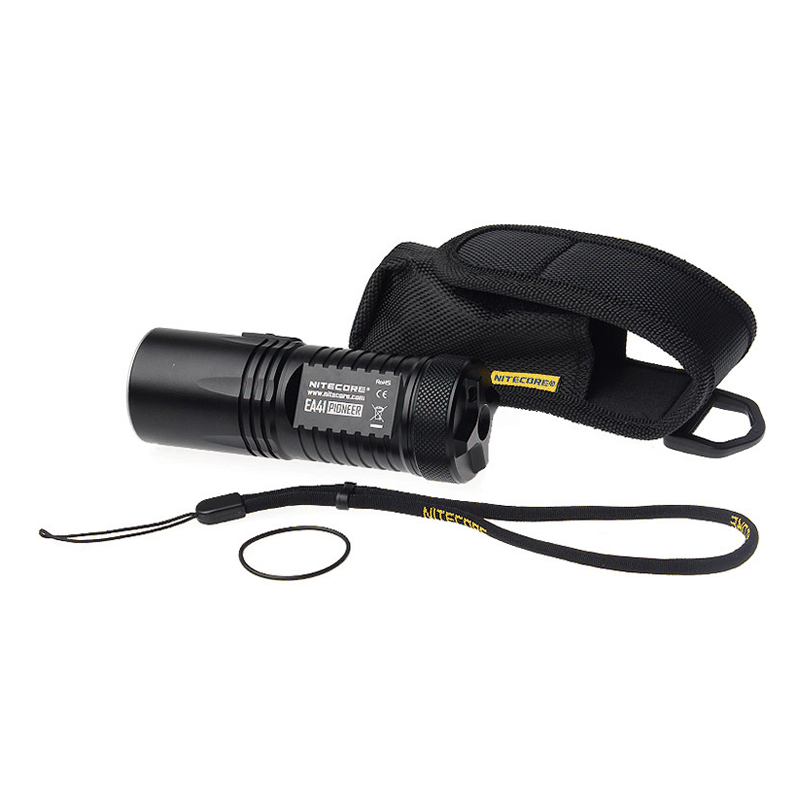 Nitecore EA41 LED zaklamp 2