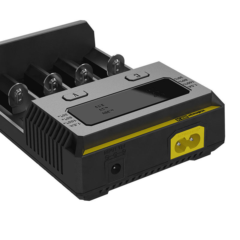 Nitecore i4 (Intellicharger) 3