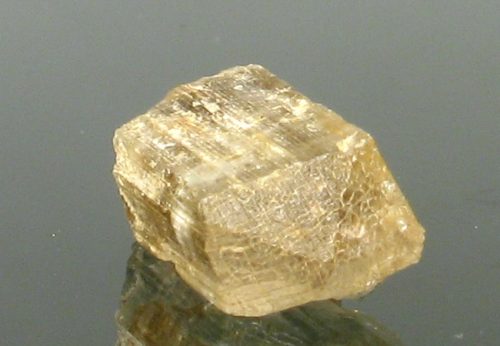 Mineralen onderzoeken met UV-licht